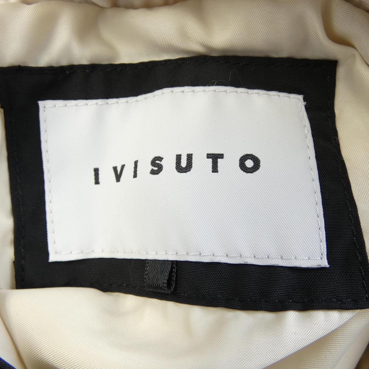 イヴィスト IVISUTO ダウンベスト