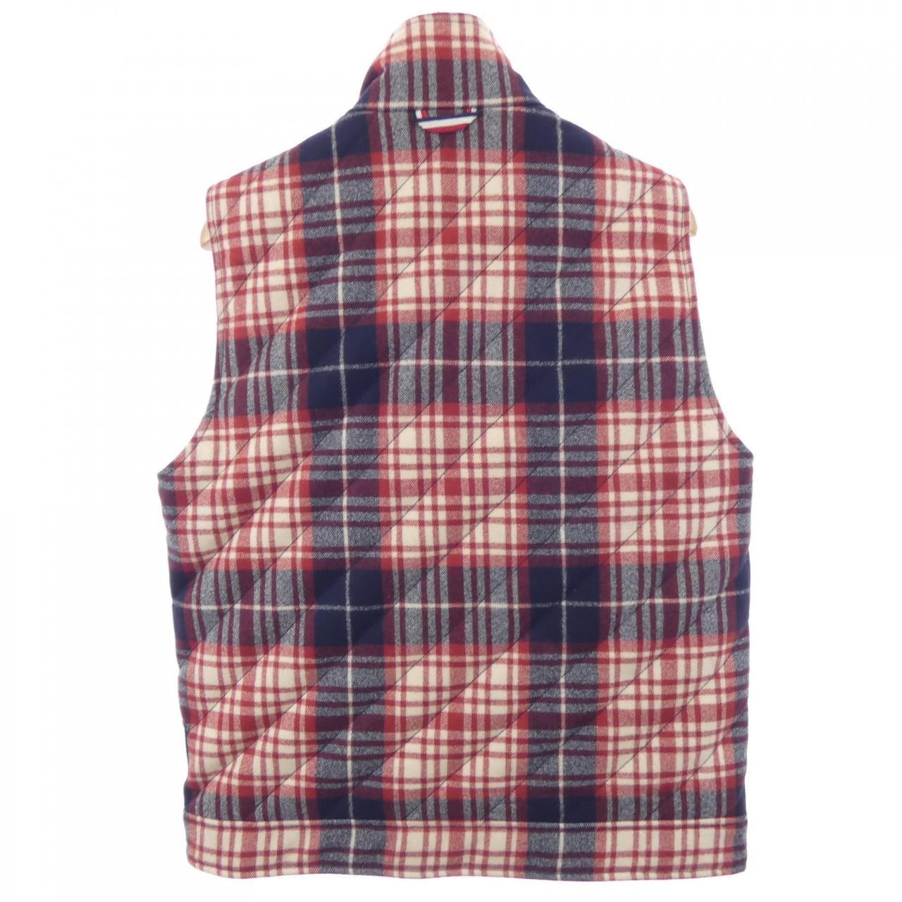 モンクレールガムブルー MONCLER GAMMEBLEU 23914334201 ダウンベスト