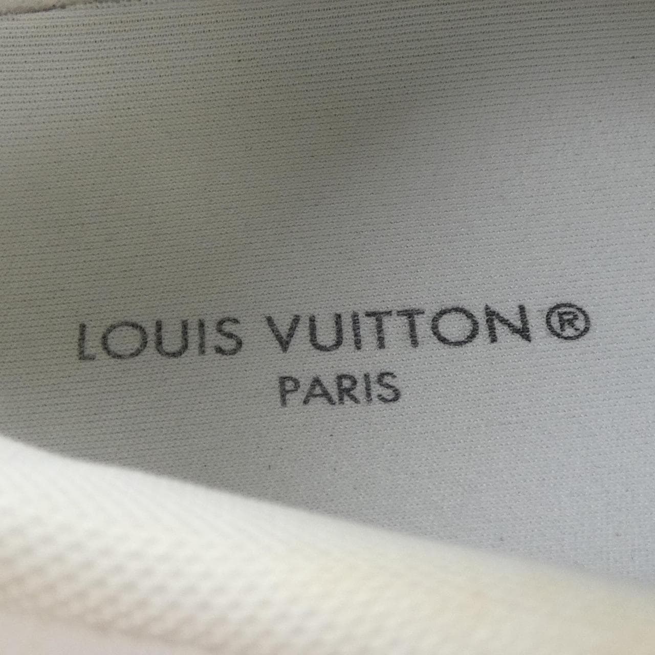 ルイヴィトン LOUIS VUITTON スニーカー