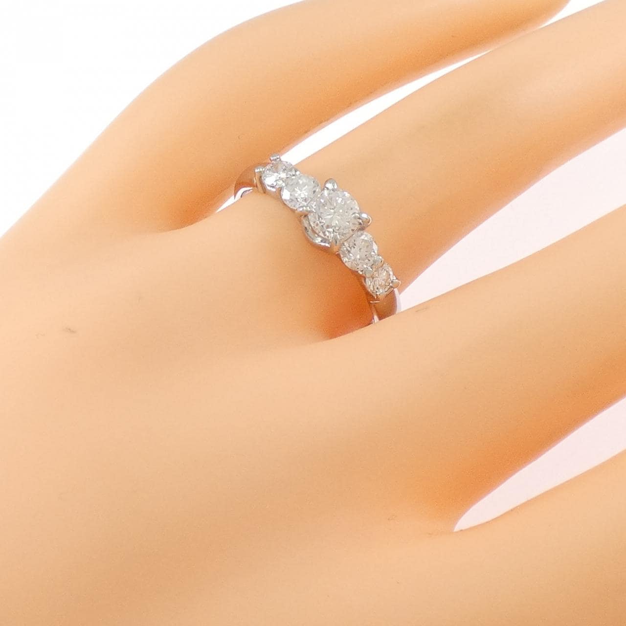 PT900 ダイヤモンド リング 1.01CT