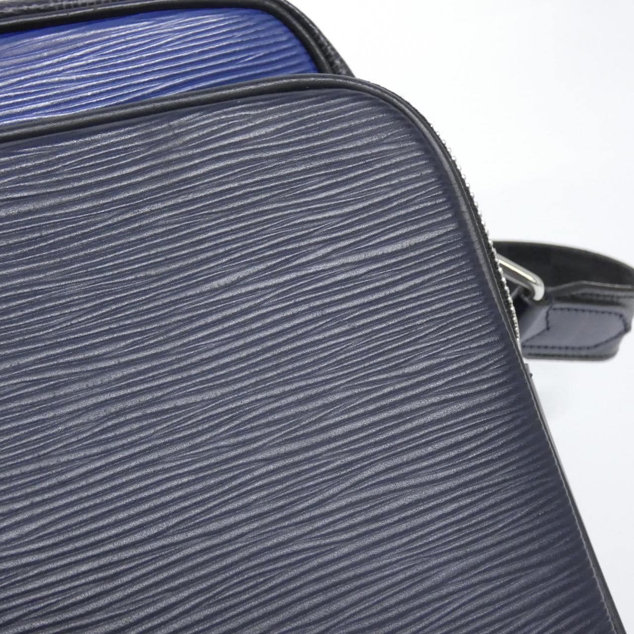 ルイヴィトン エピ　ダミエグラフィット ナイル M51466 ショルダーバッグ