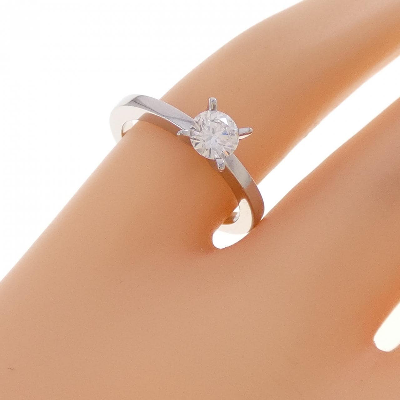 ショパール リング 0.32CT F VVS1 3EXT