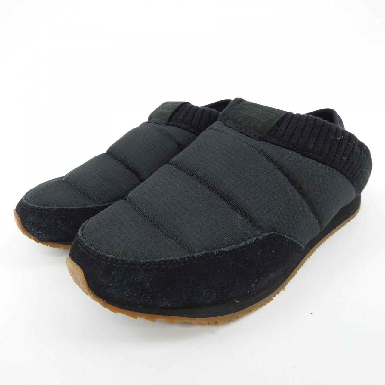 テバ TEVA スニーカー