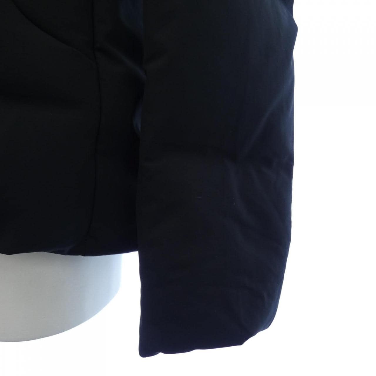 デサント DESCENTE ダウンジャケット