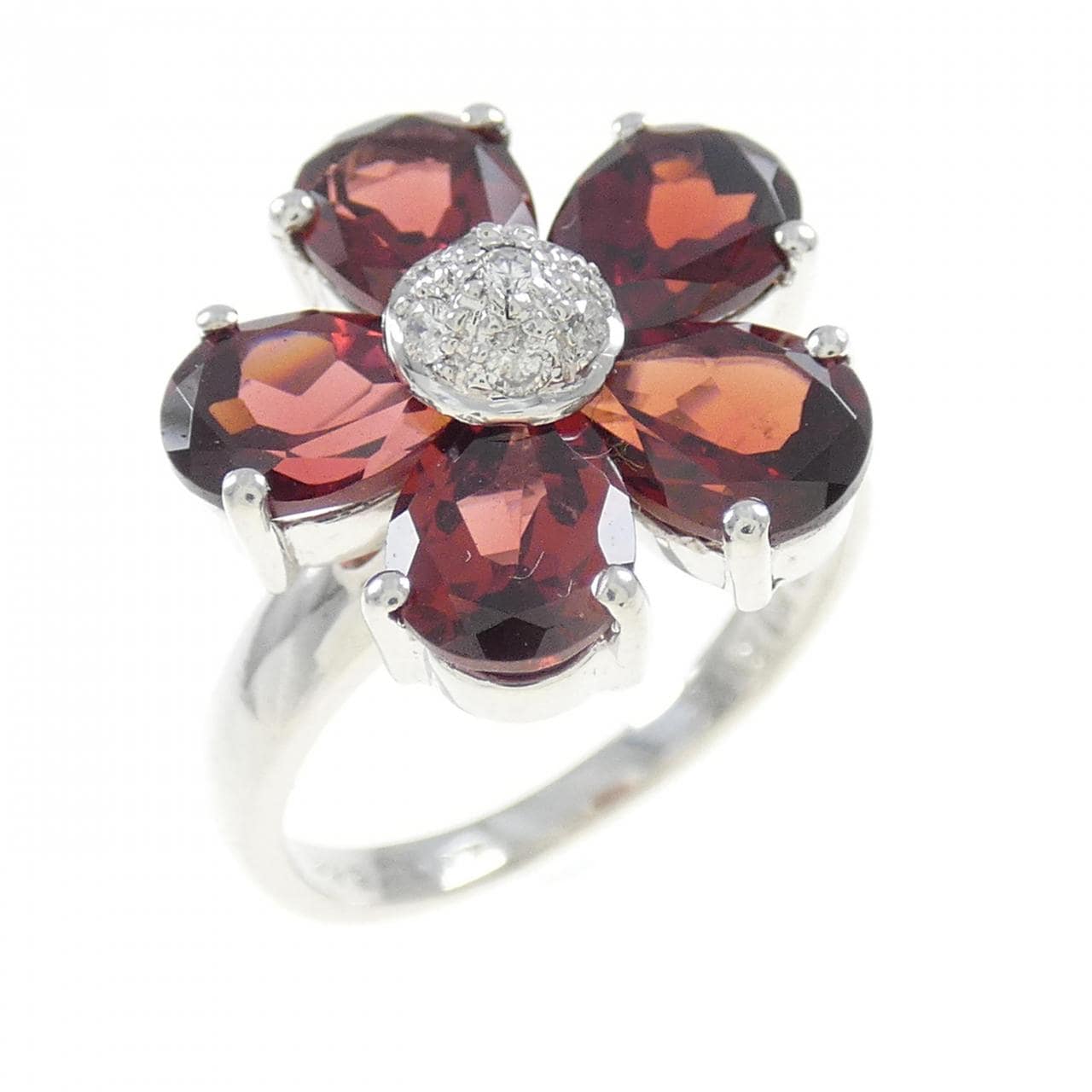 K18WG flower Garnet ring 4.72CT