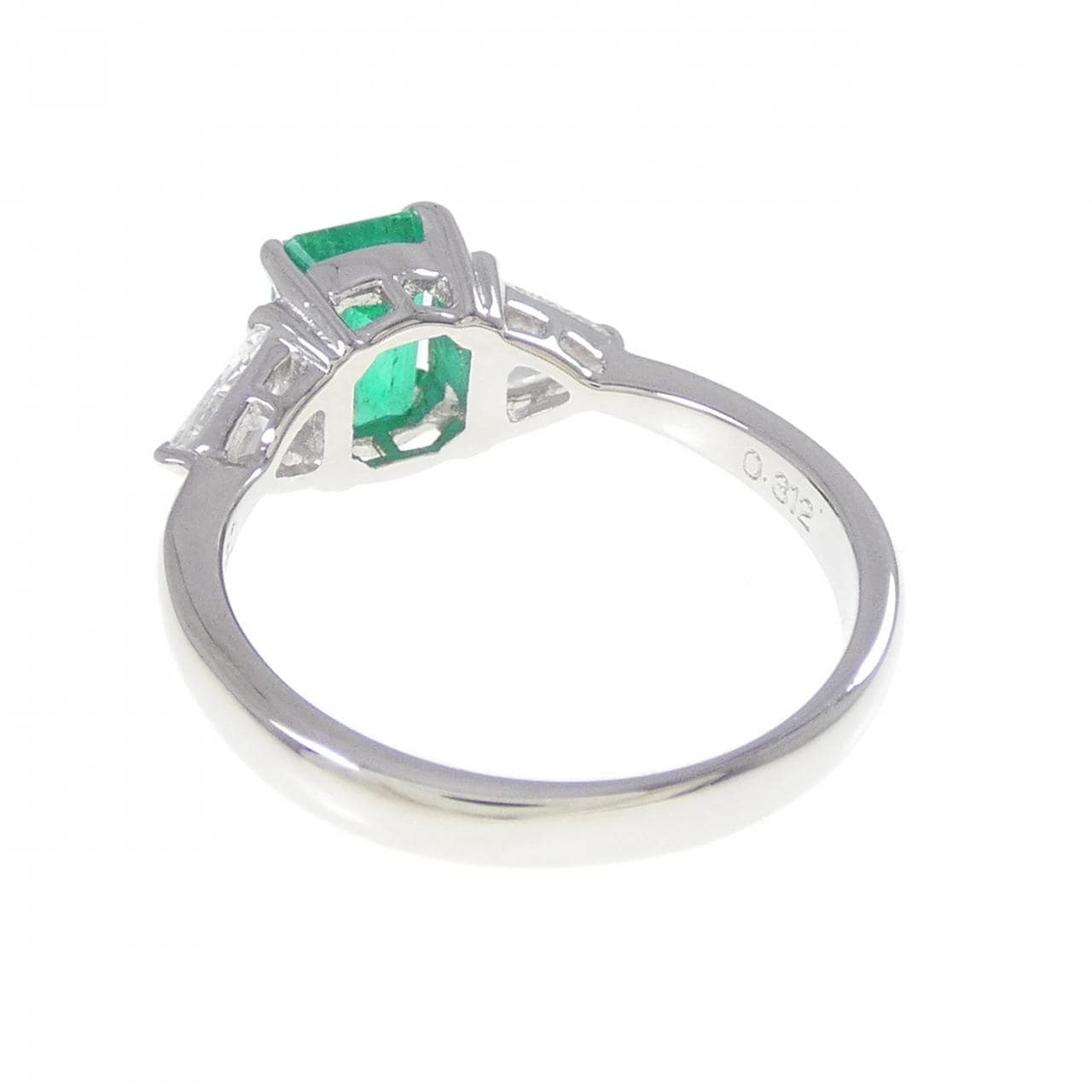PT900 エメラルド リング 0.930CT