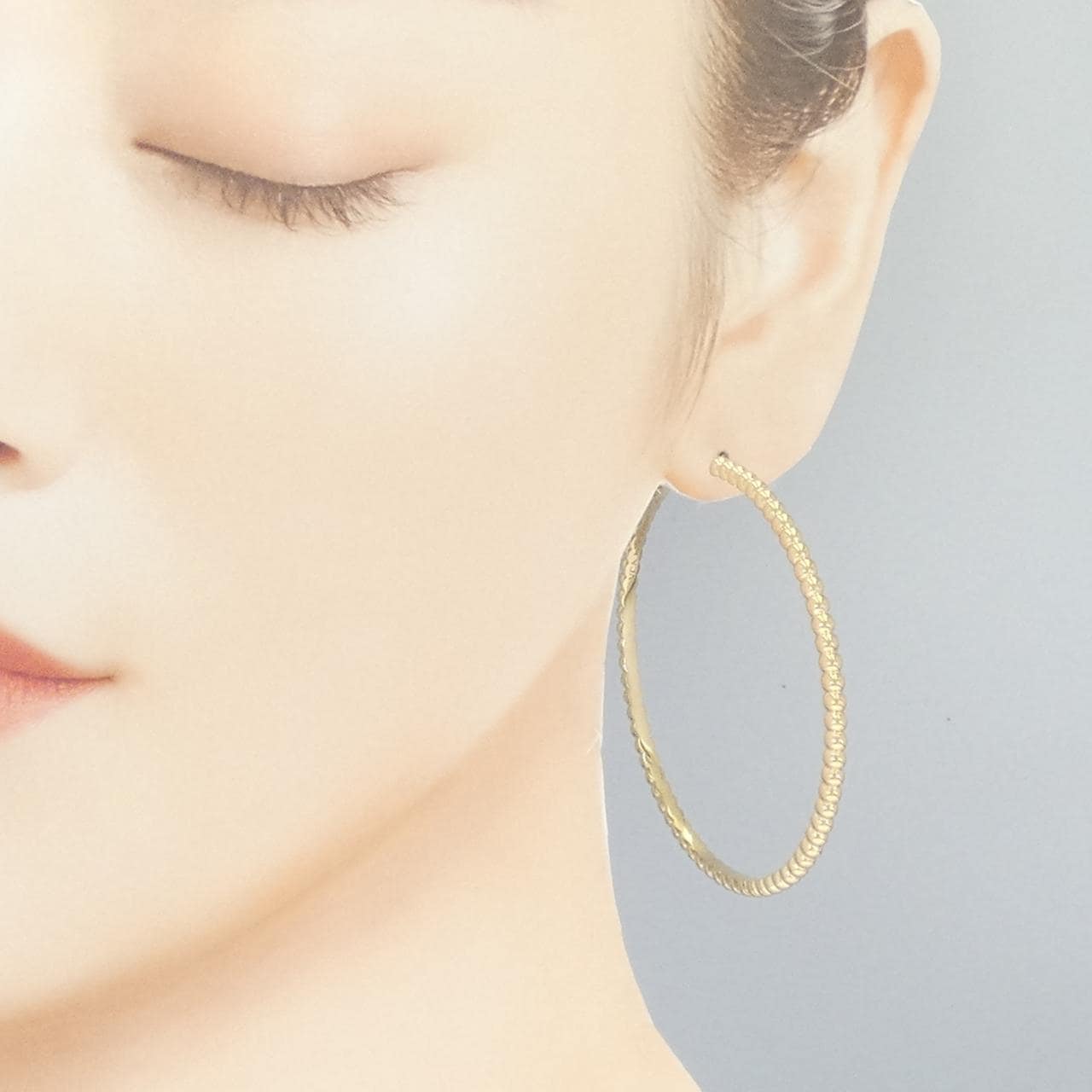 ヴァンクリーフ&アーペル ペルレ フープ ラージ ピアス