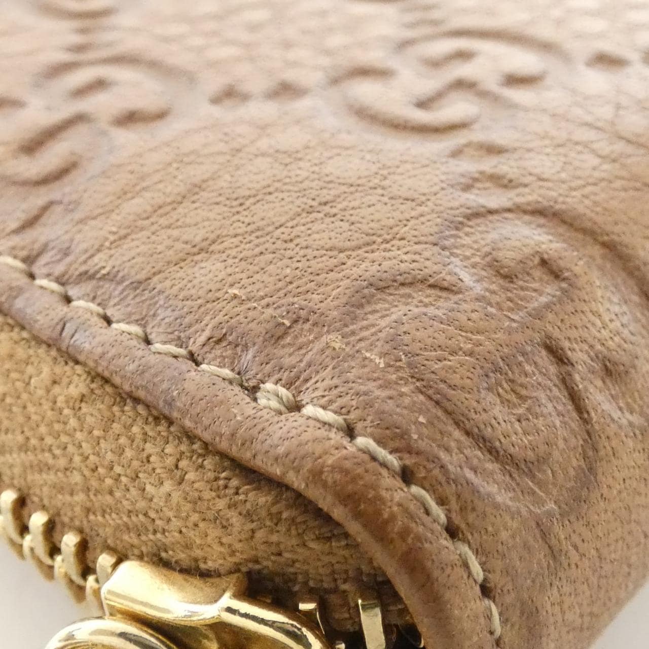 グッチ 307984 A261G 財布