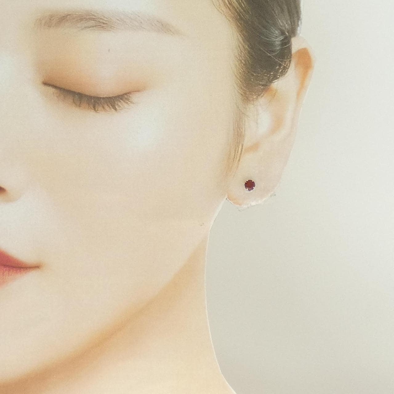 K10YG ガーネット ピアス