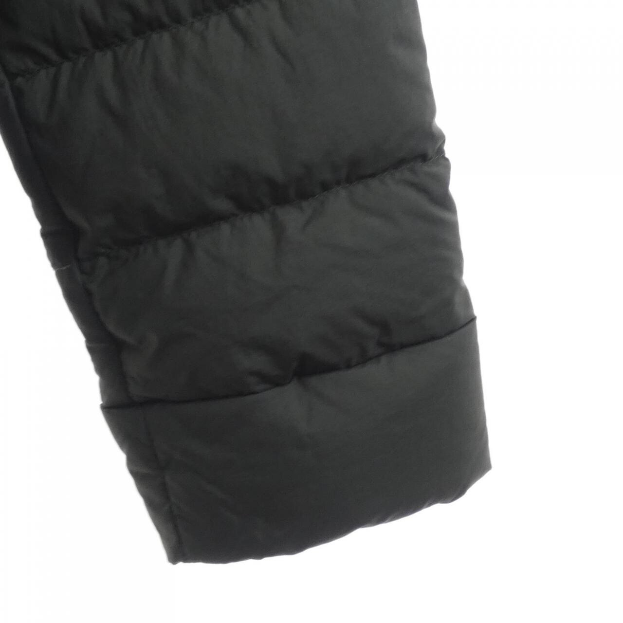 カナダグース CANADA GOOSE 1923MB ダウンジャケット