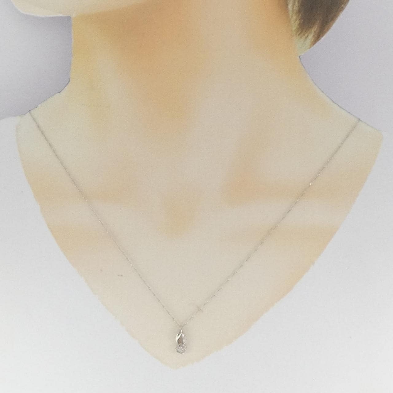 PT900/PT850 フラワー ダイヤモンド ネックレス 0.15CT