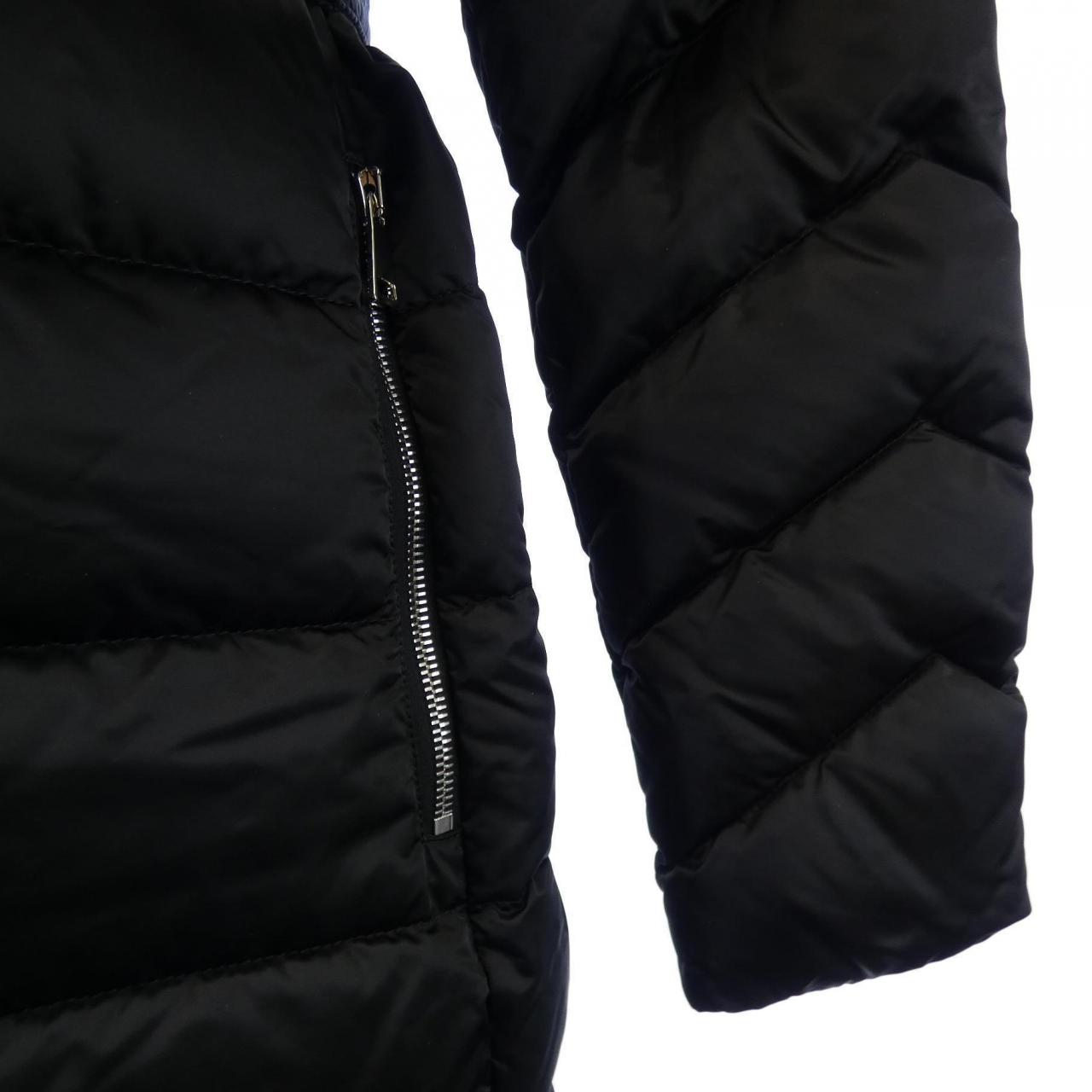 モンクレール MONCLER LEERSIE ダウンコート