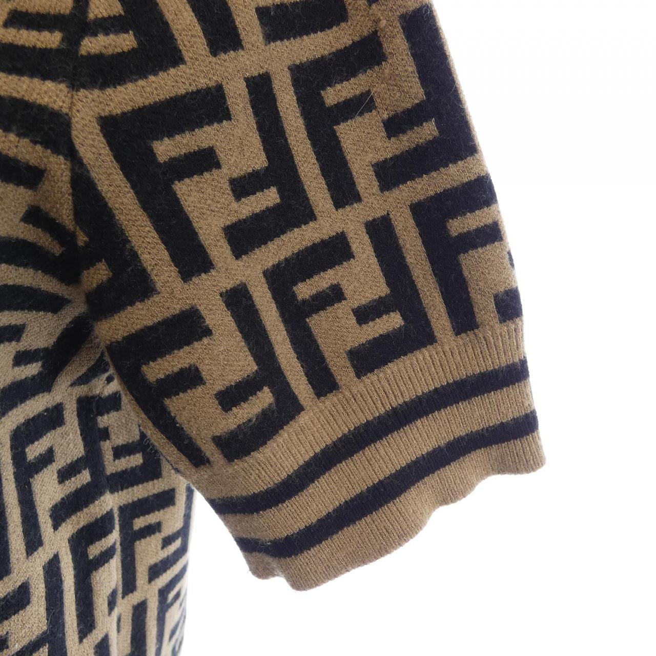 フェンディ FENDI FFモチーフ FZY702 A5QG ニット