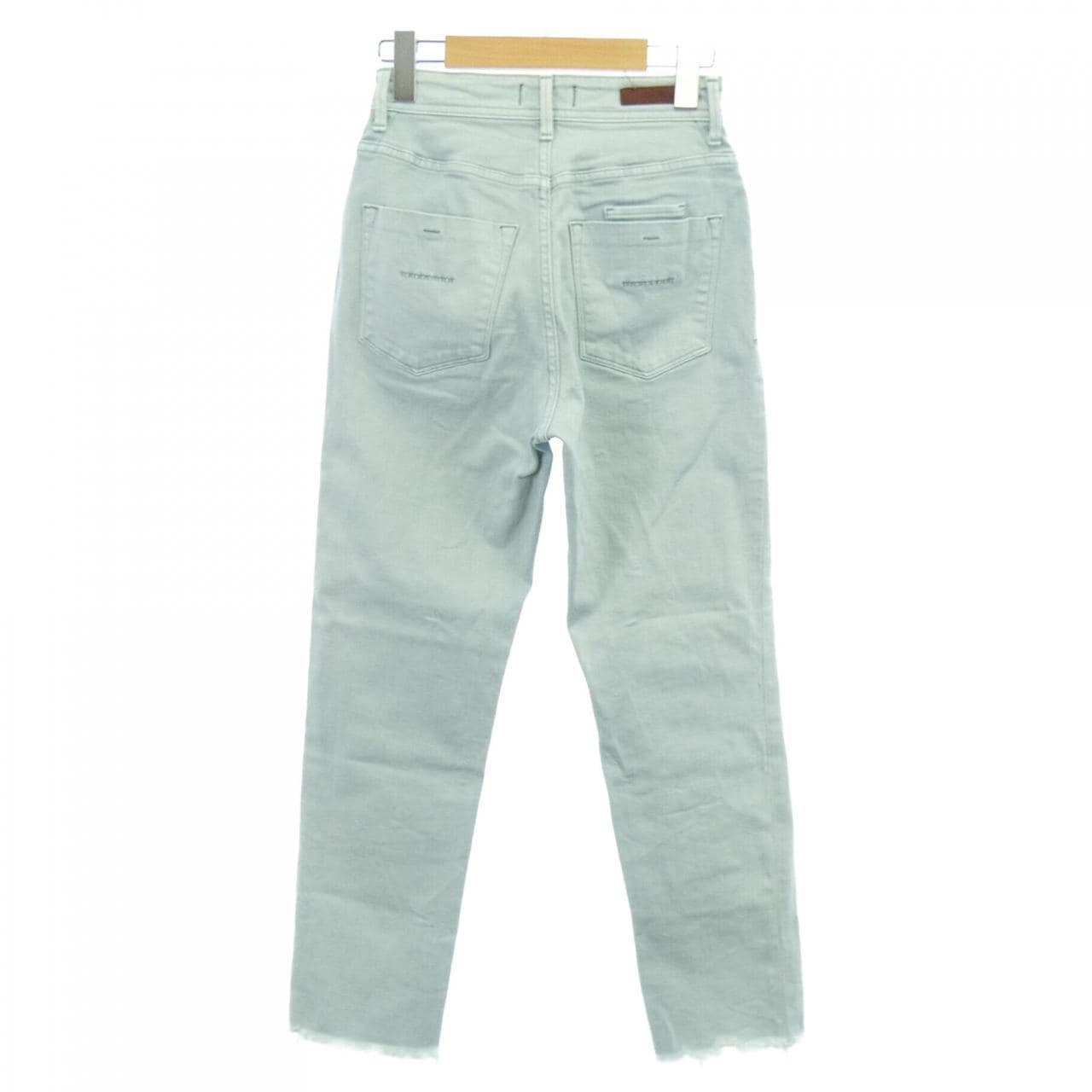 ヤヌーク YANUK ジーンズ