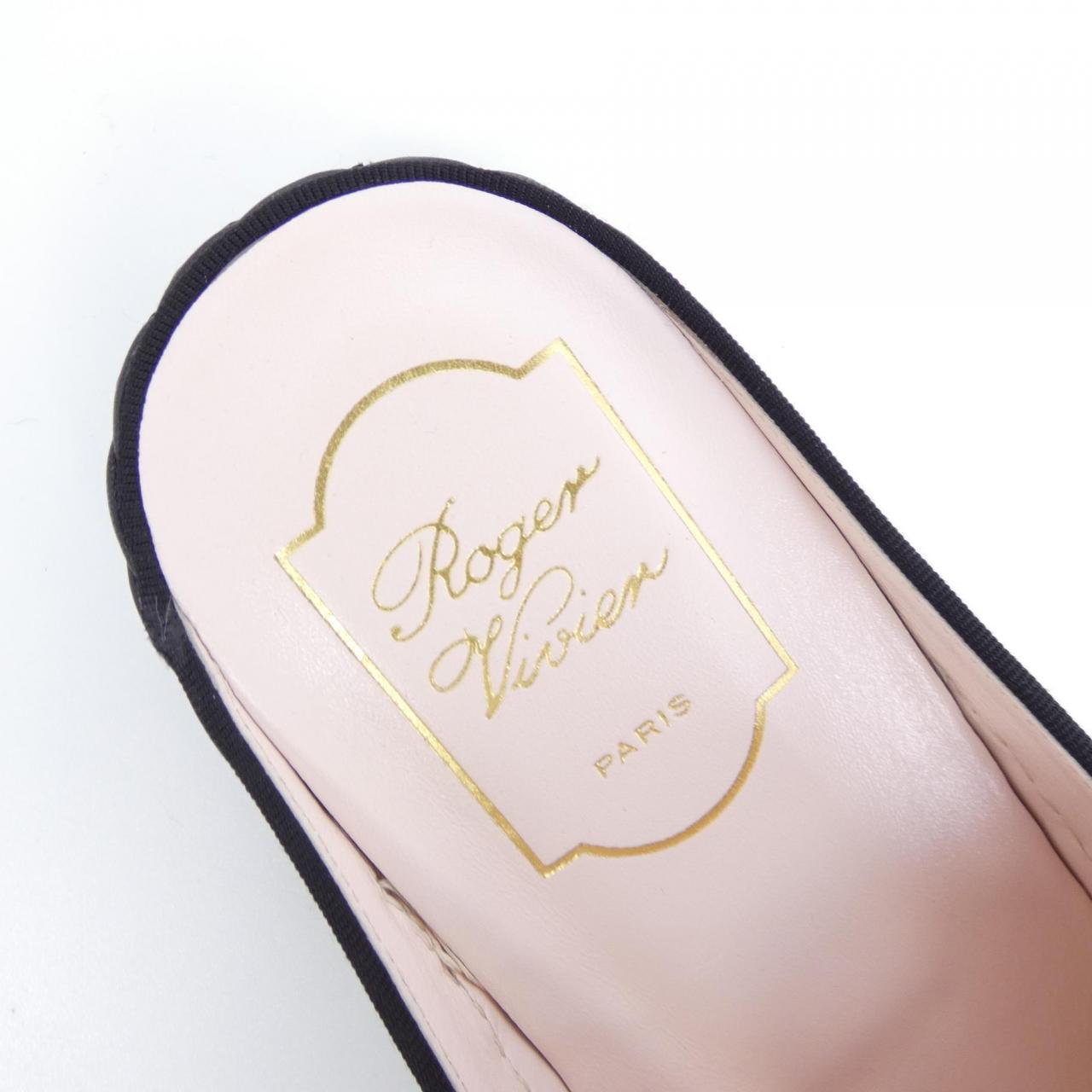 ロジェヴィヴィエ ROGER VIVIER シューズ