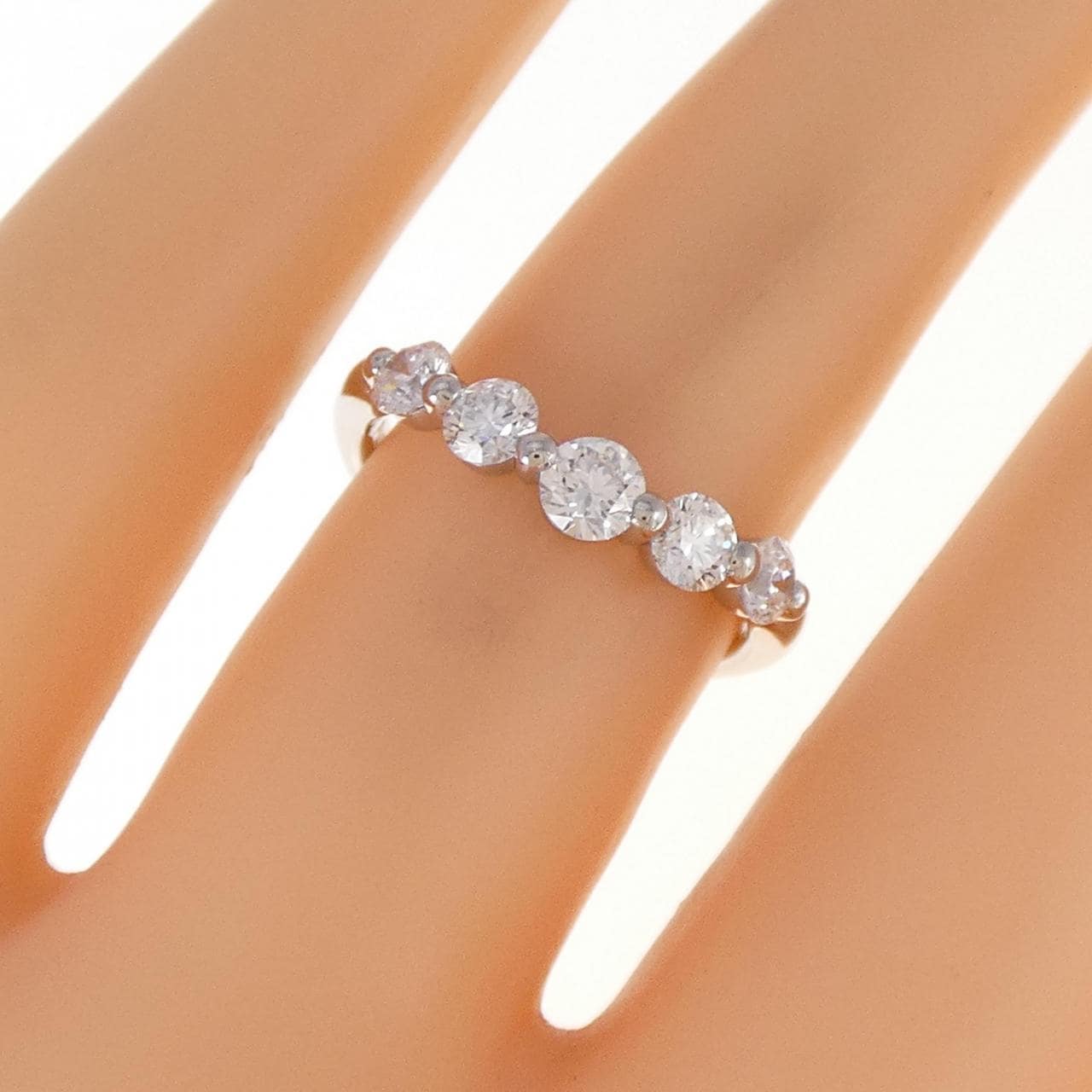 Paula Diamond Ring 0.70CT