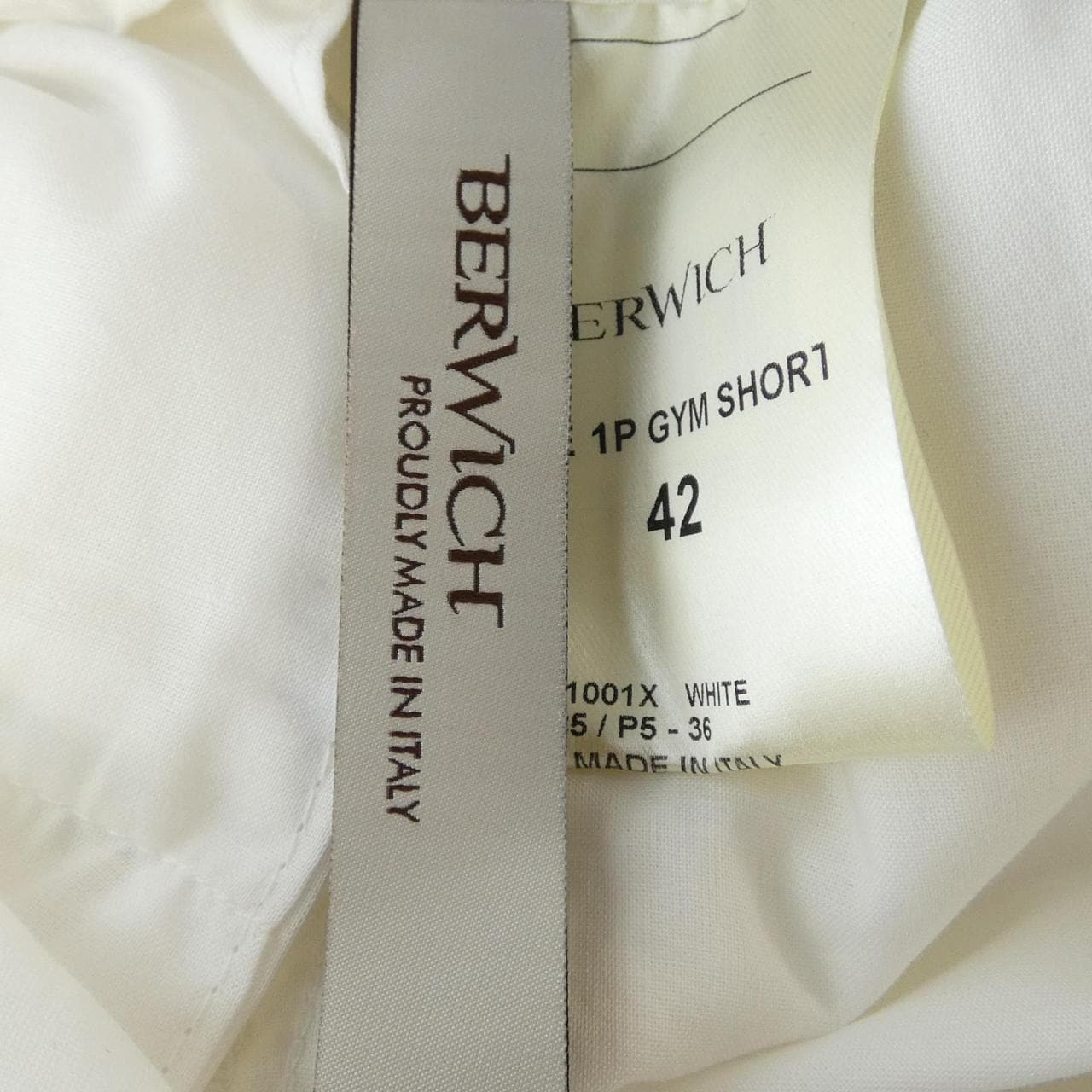 ベルウィッチ BERWICH ショートパンツ