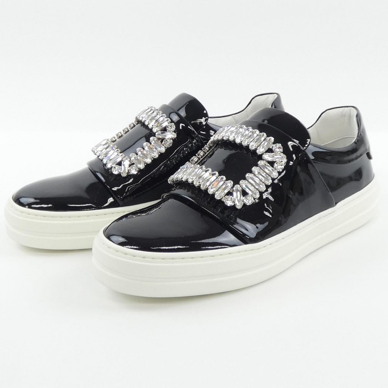 ロジェヴィヴィエ ROGER VIVIER スニーキーヴィヴストラス スニーカー