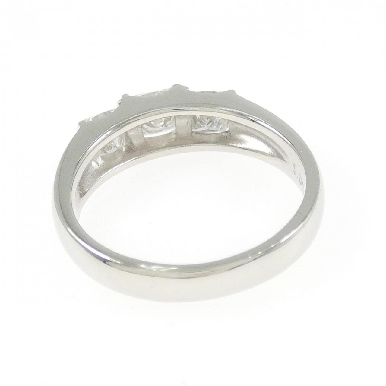PT900 ダイヤモンド リング 1.01CT