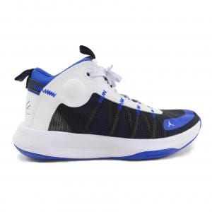 ナイキ ジョーダン NIKE JORDAN スニーカー