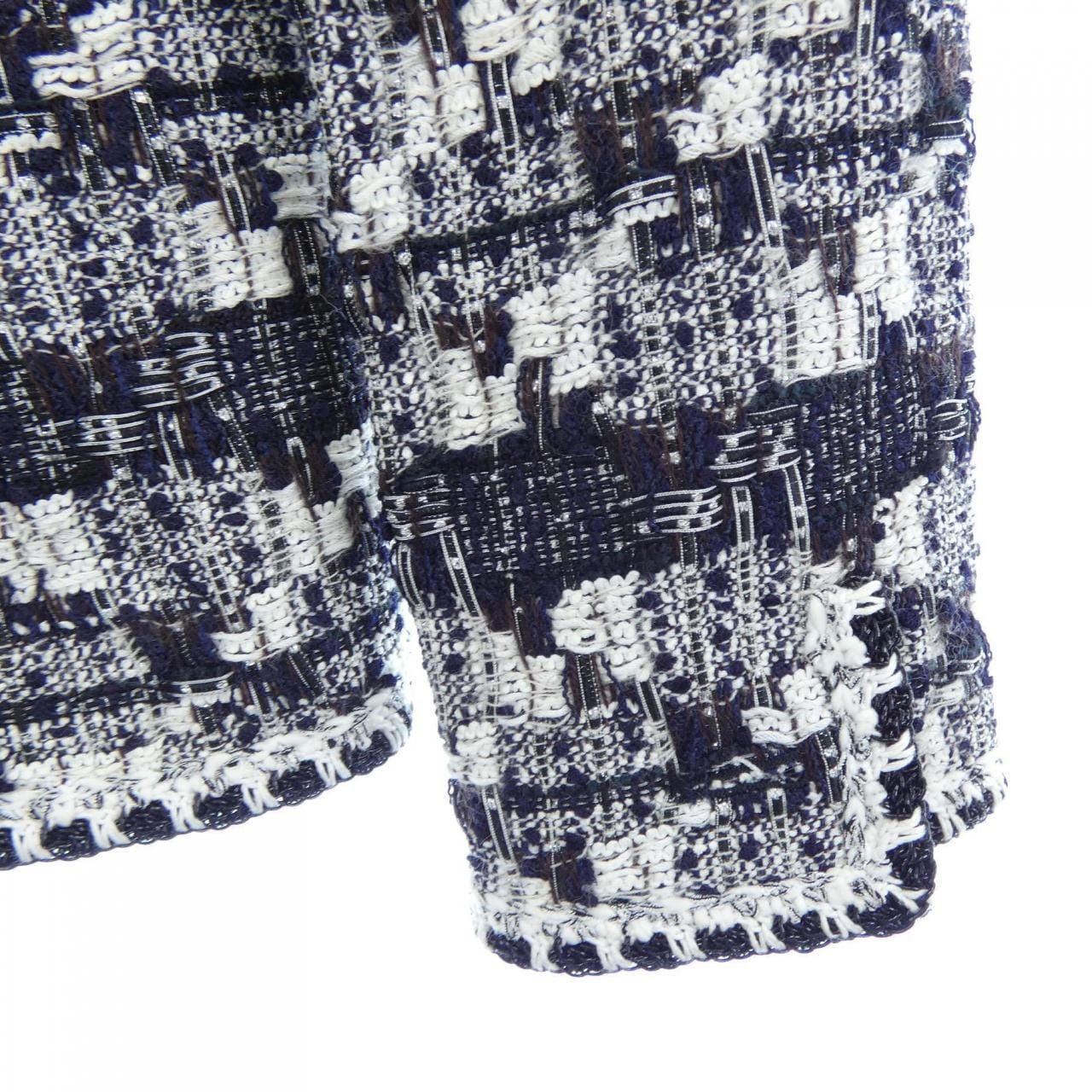 【ヴィンテージ】シャネル CHANEL P27771V17033 06C ノーカラージャケット