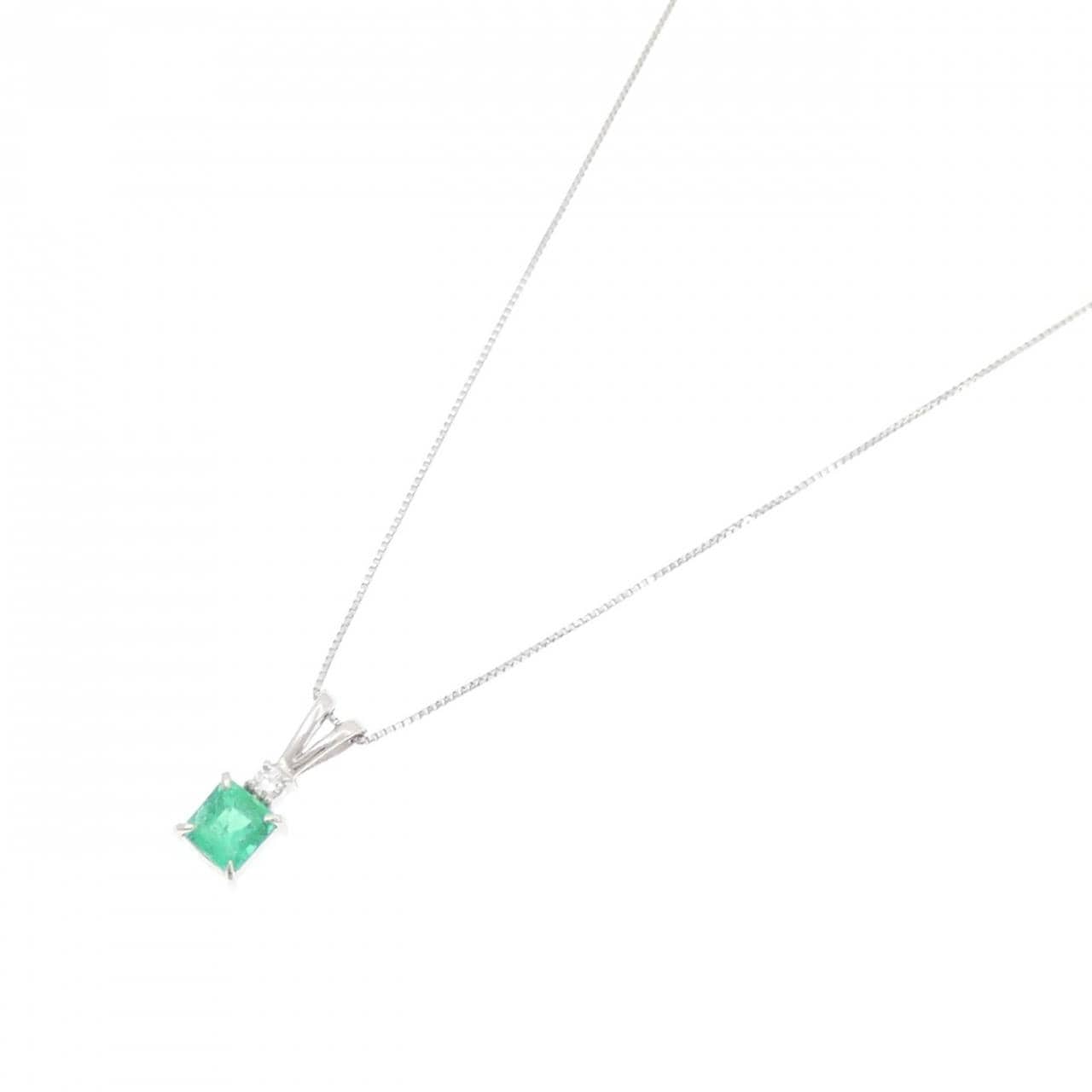 PT900/PT850 エメラルド ネックレス 0.52CT