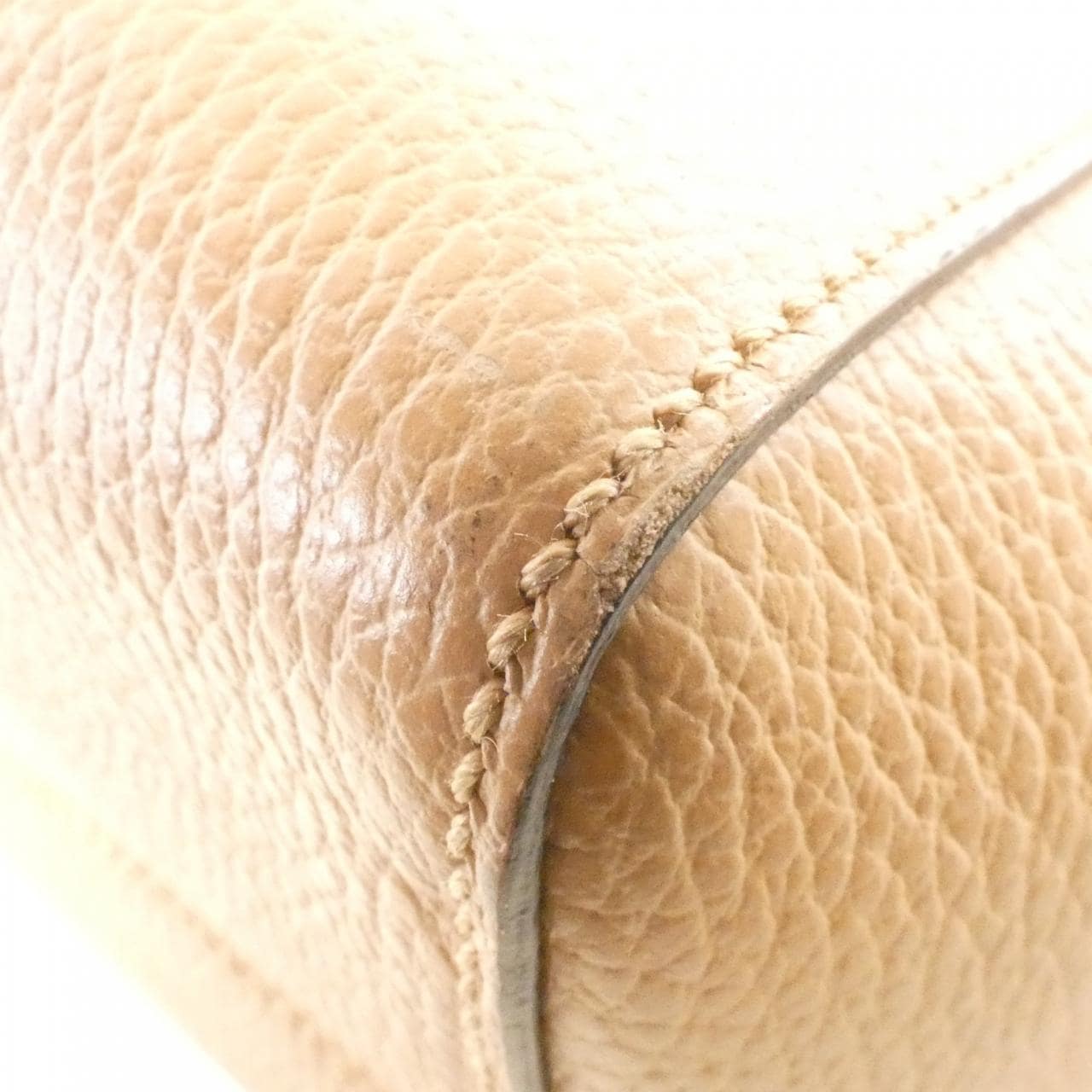 グッチ 354408 CAO2G バッグ