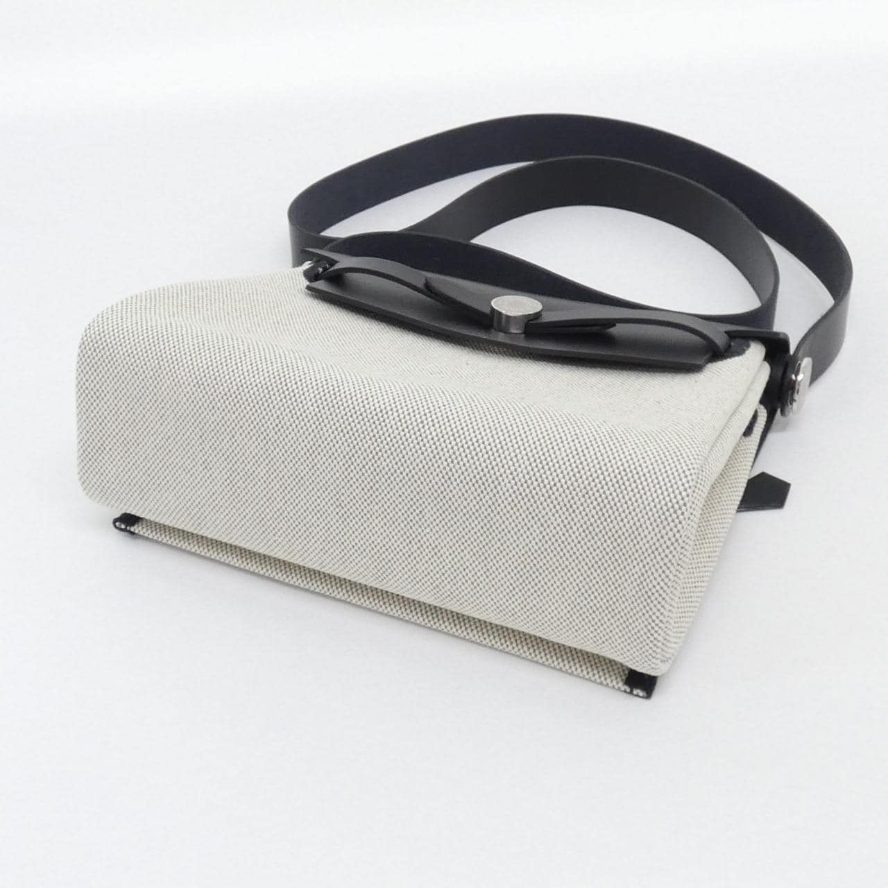 【未使用品】エルメス エールバッグ ジップ 20cm 085414CK ショルダーバッグ