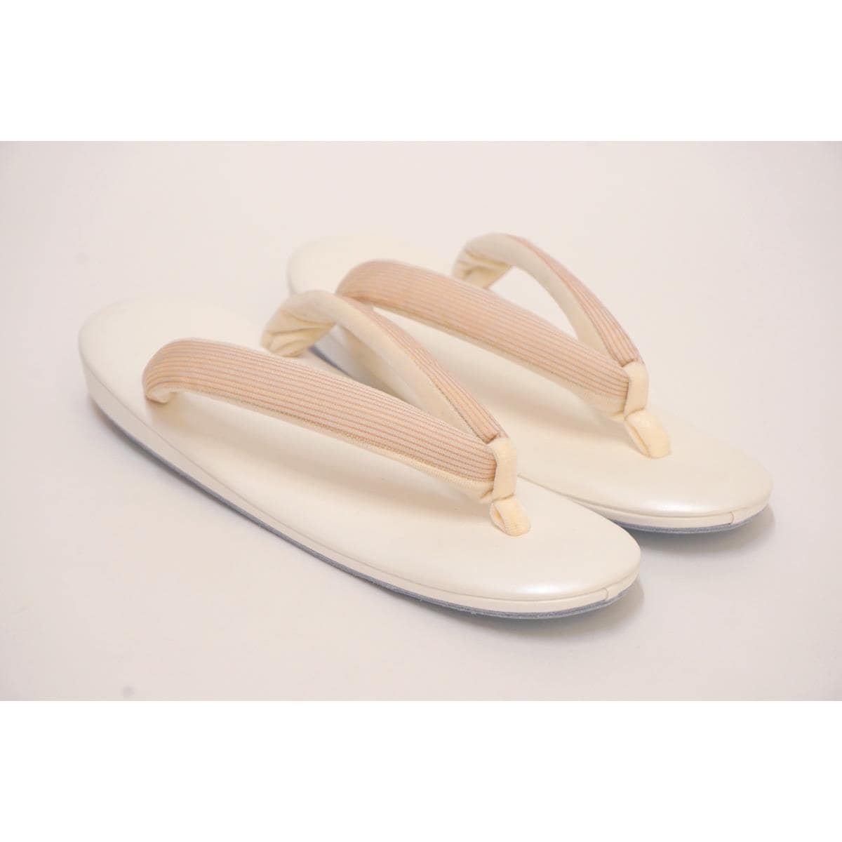 【新品】女草履　直付け草履　Ｍサイズ