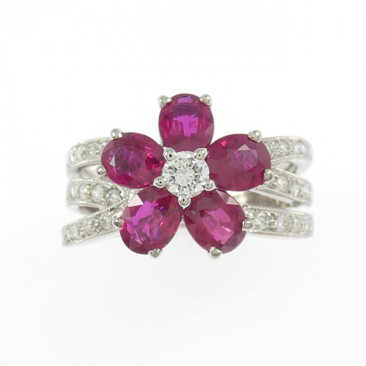 K18WG フラワー ルビー リング 2.05CT