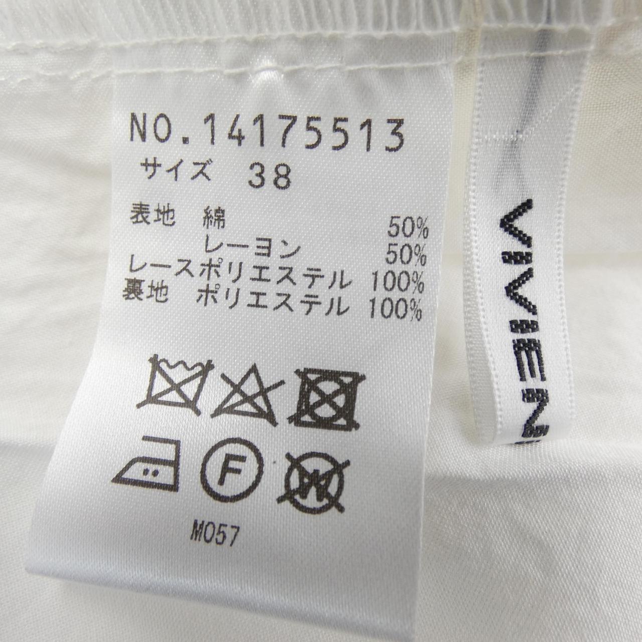 ヴィヴィアンタム VIVIENNE TAM トップス