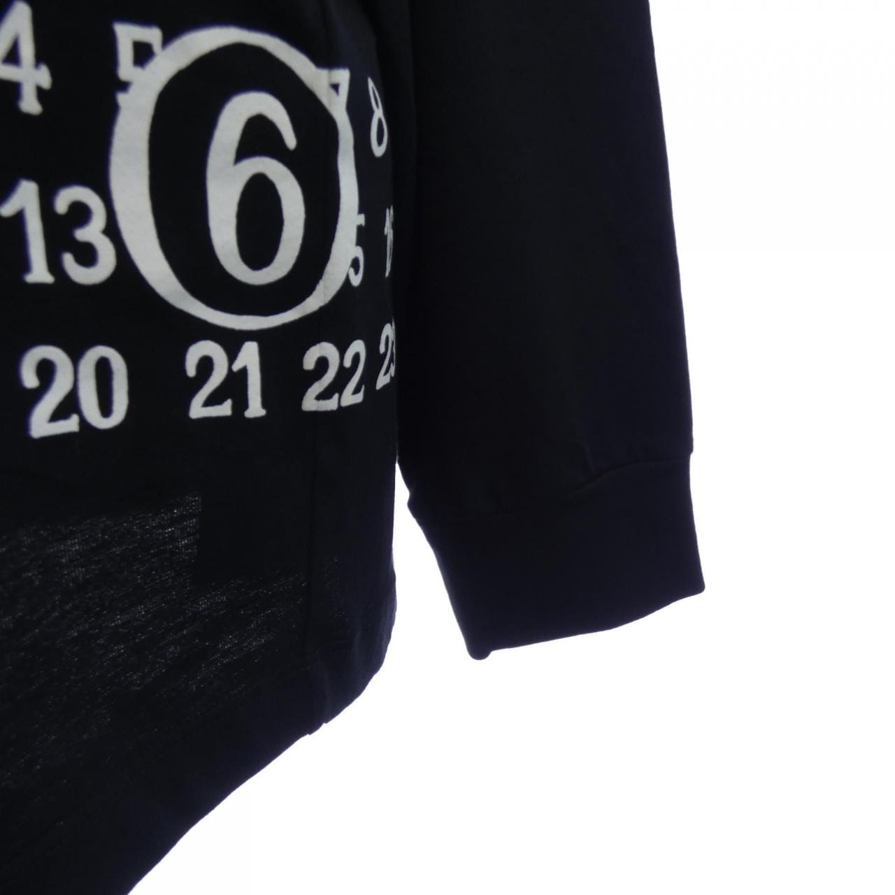 エムエムシックス MM6 SH0GC0047 Tシャツ