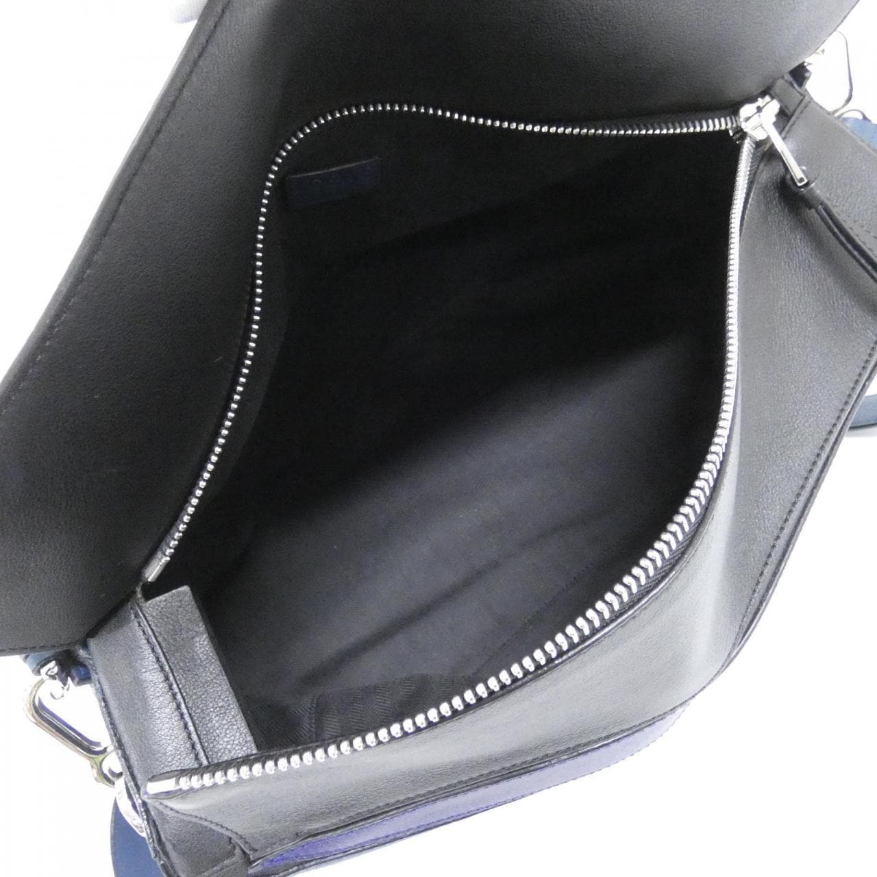 ロエベ パズル XL 322 30UM46 ショルダーバッグ