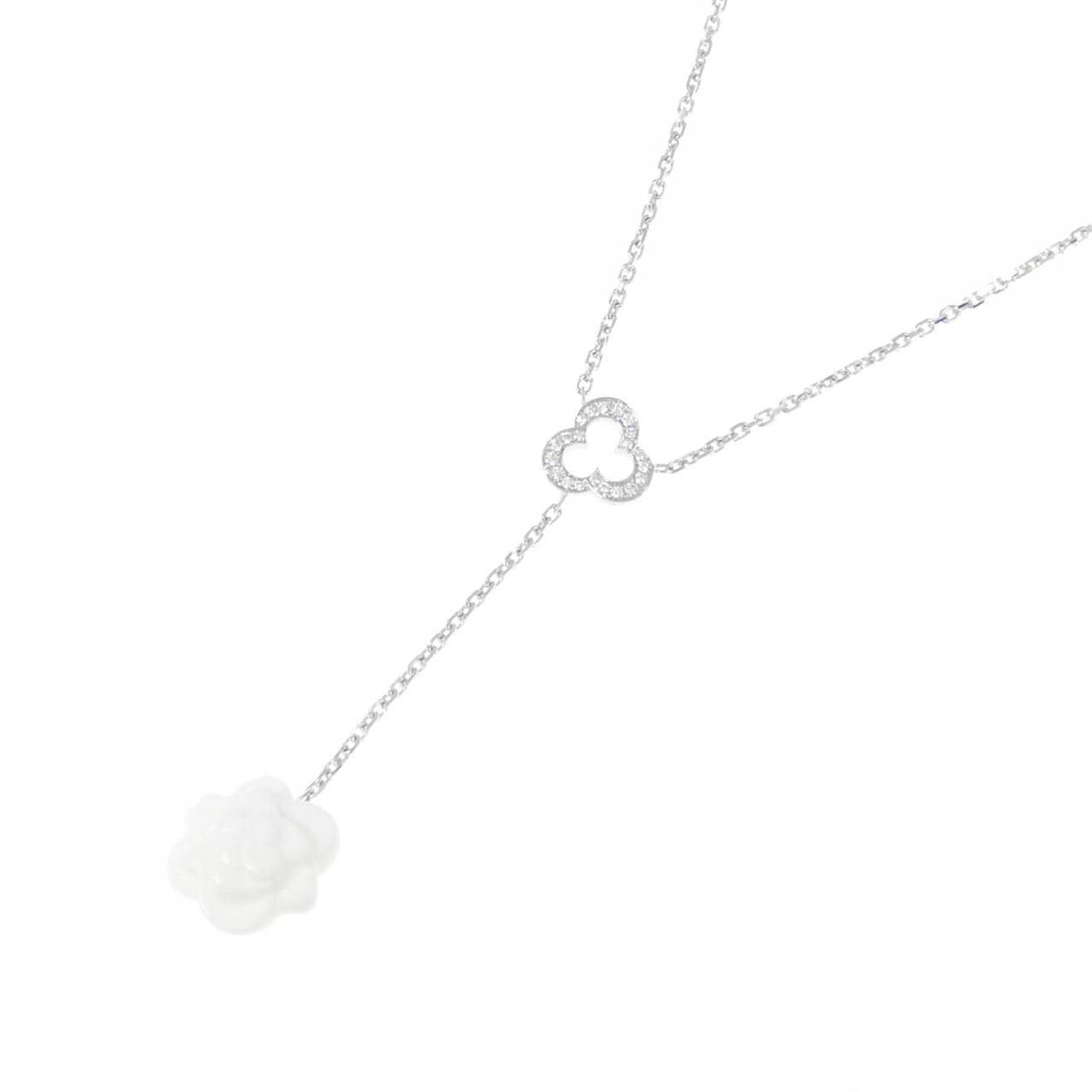 CHANEL camellia necklace