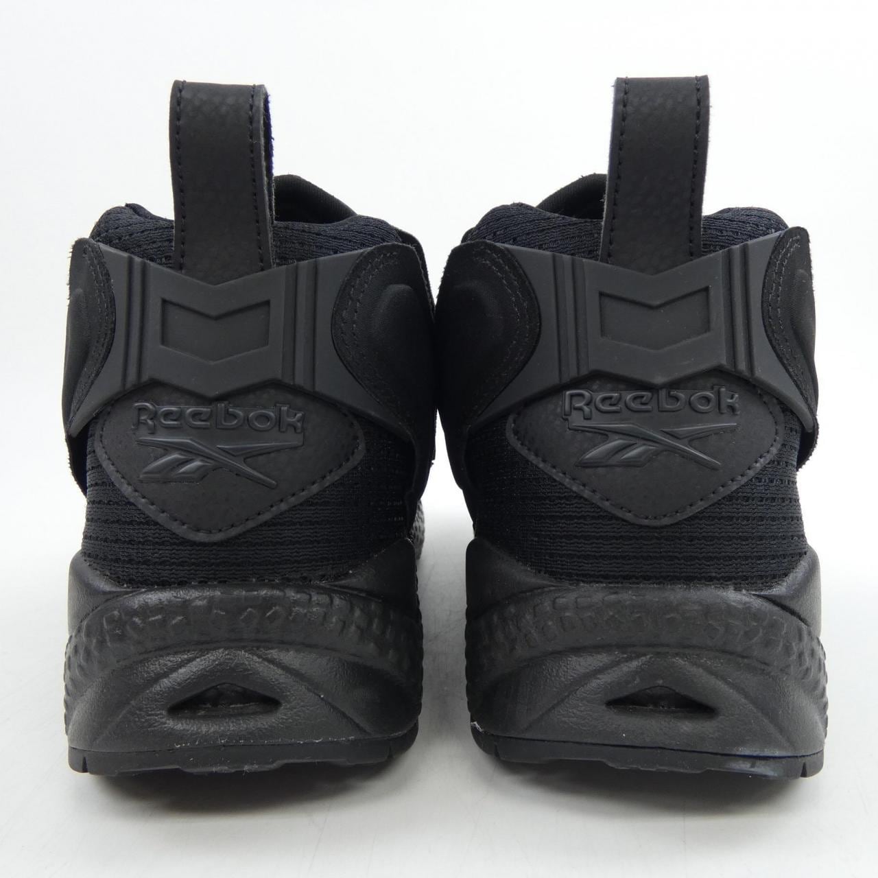 リーボック REEBOK ID7561 スニーカー