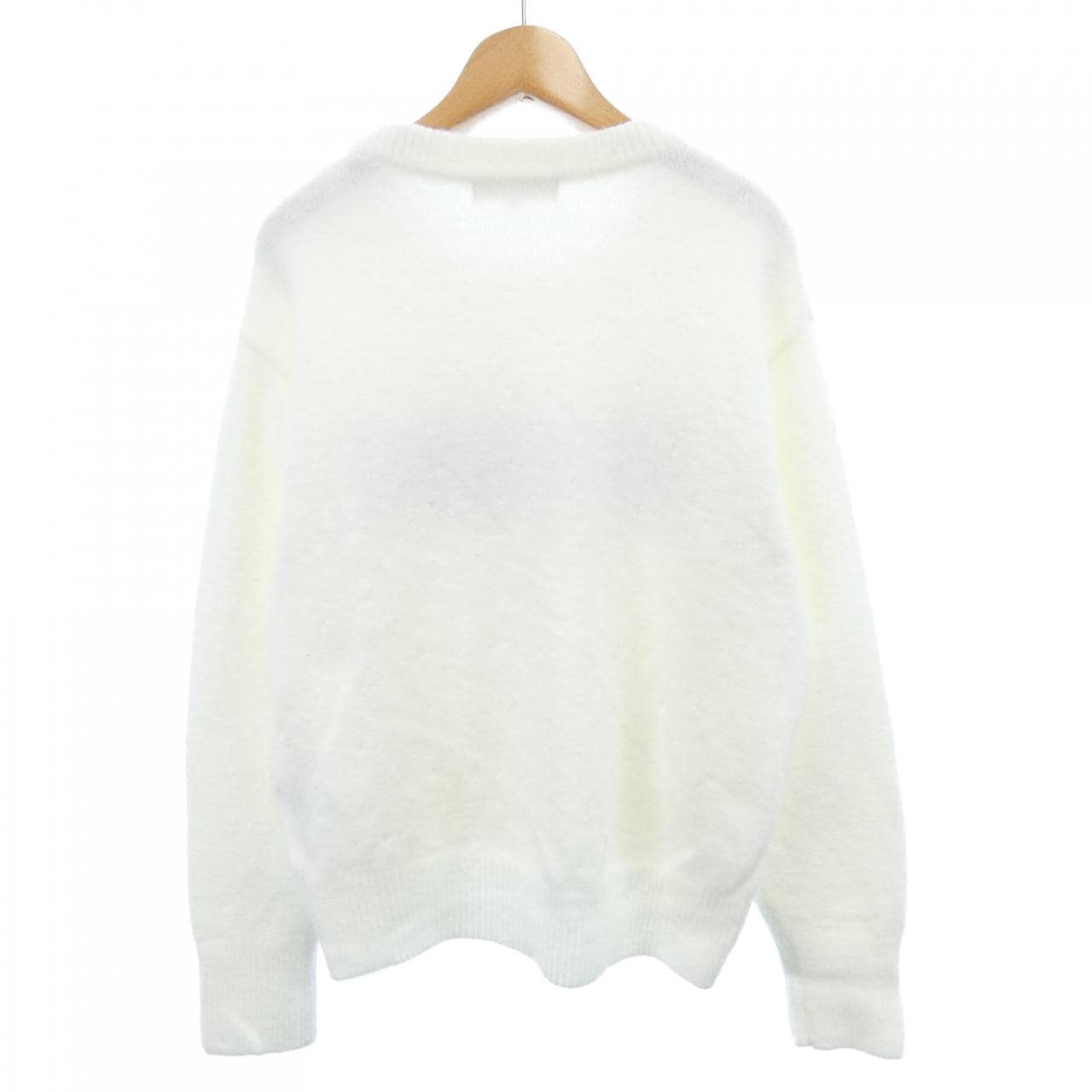 Apuweiser-riche knit