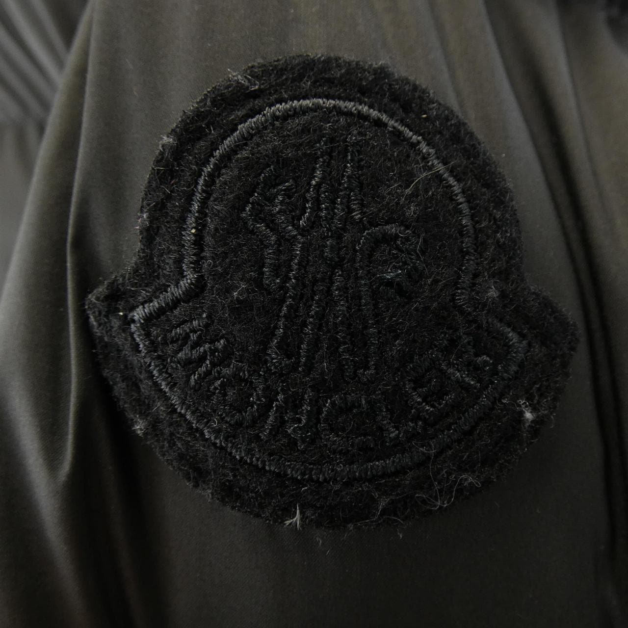 モンクレール MONCLER ダウンジャケット