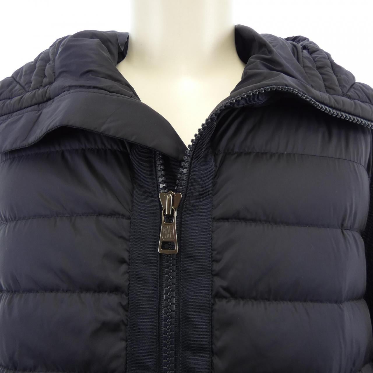 モンクレール MONCLER 20919B50800 ダウンジャケット