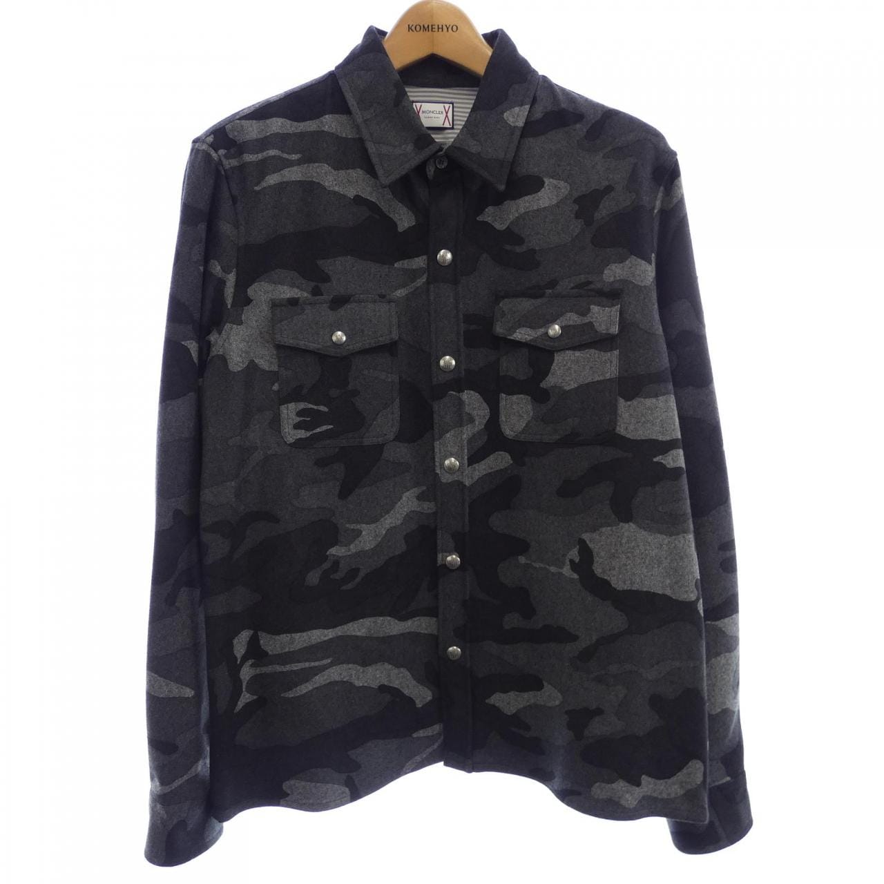 モンクレールガムブルー MONCLER GAMMEBLEU 23915204300 シャツ