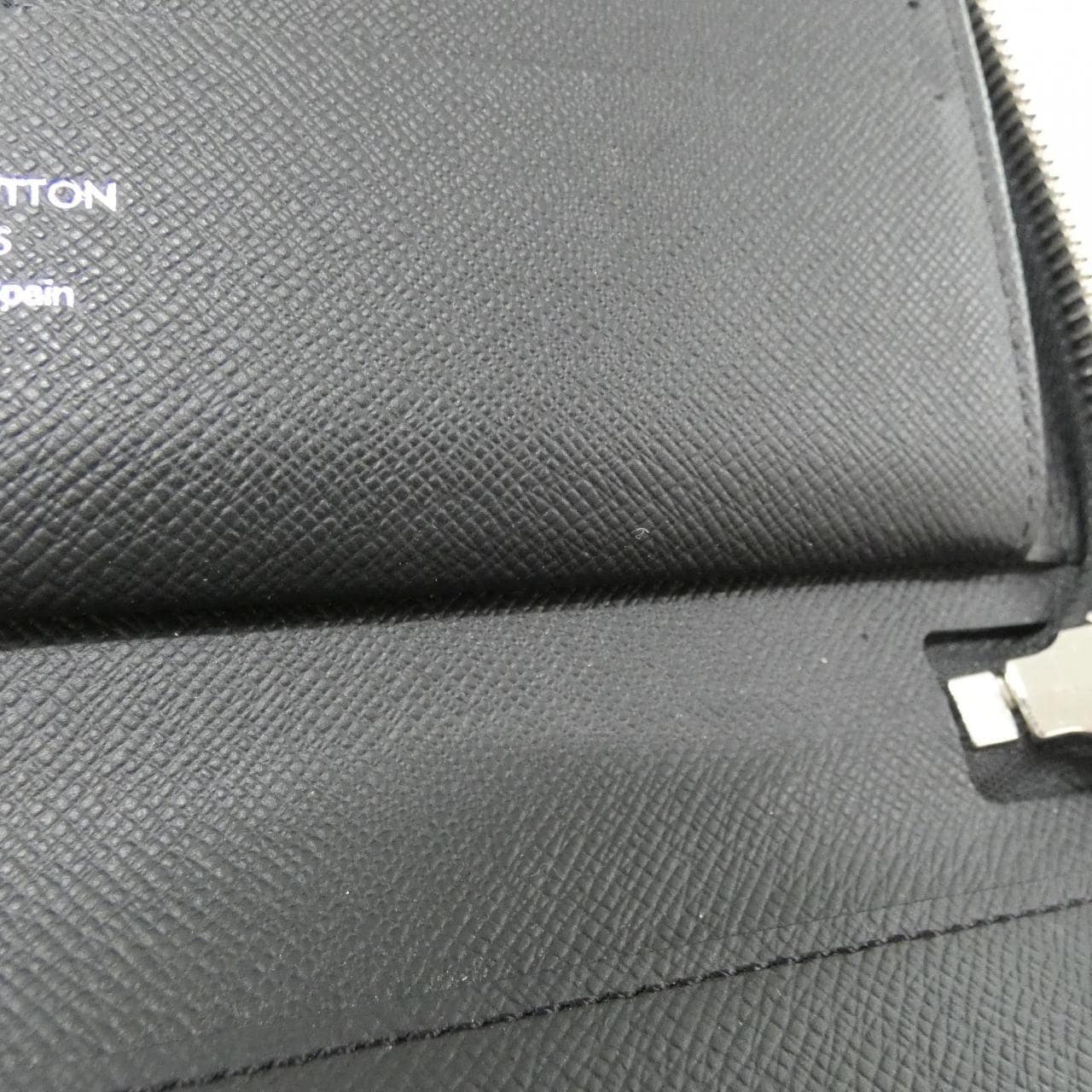 ルイヴィトン エピ ジッピー オーガナイザー M62643 財布