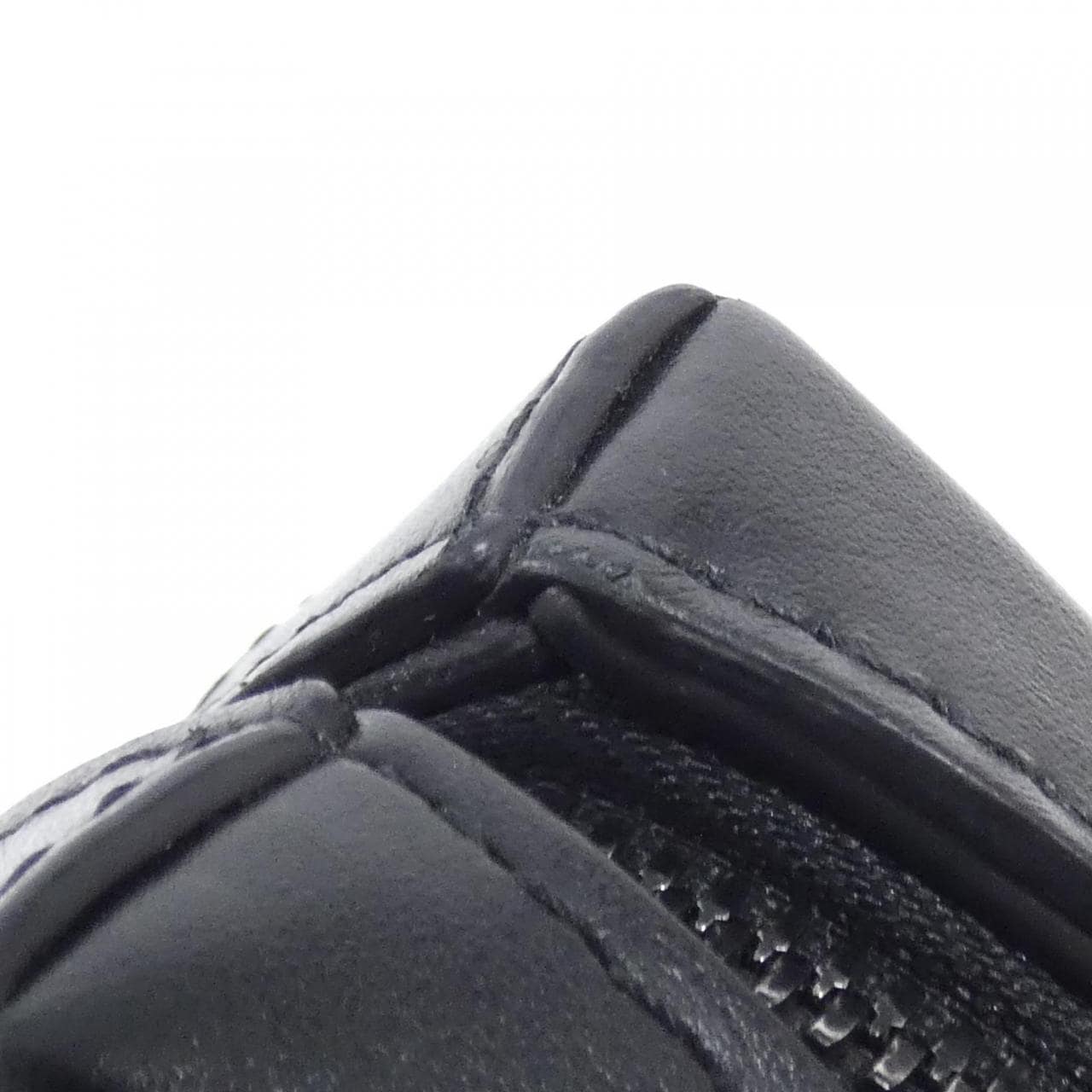 ルイヴィトン トリヨン モノグラム ソフトトランク ウォレット M80224 ショルダーバッグ