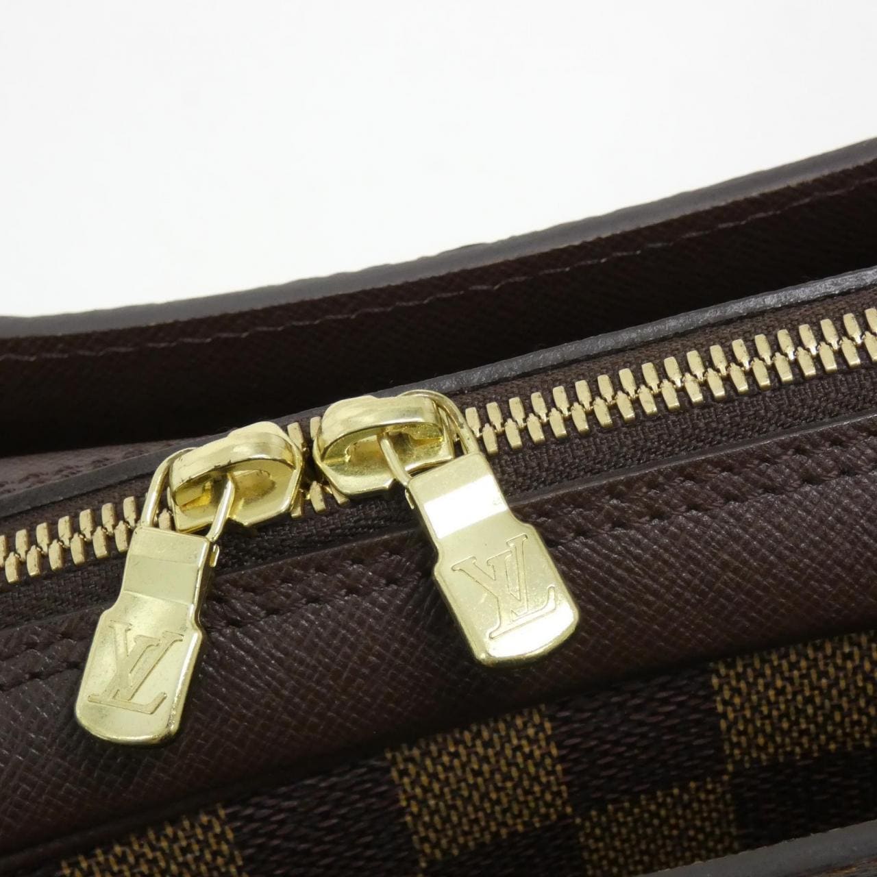 LOUIS VUITTON Damier Triana N51155 包