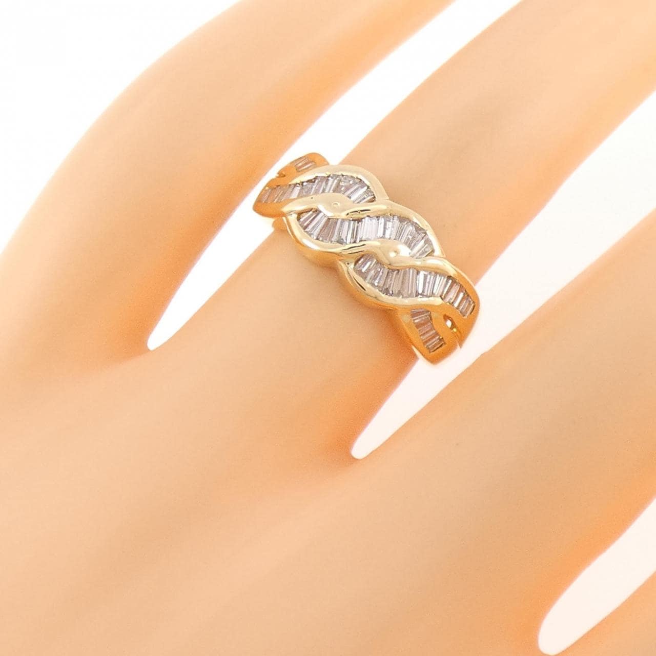 K18YG ダイヤモンド リング 0.69CT
