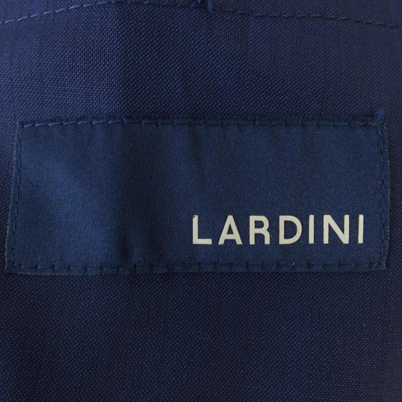 ラルディーニ LARDINI スーツ