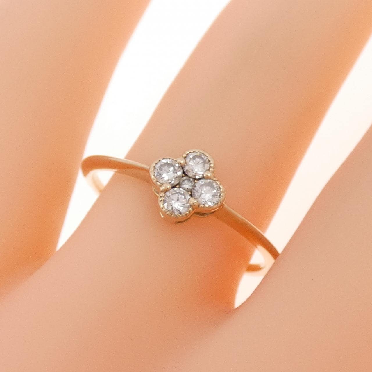 K18PG フラワー ダイヤモンド リング 0.20CT