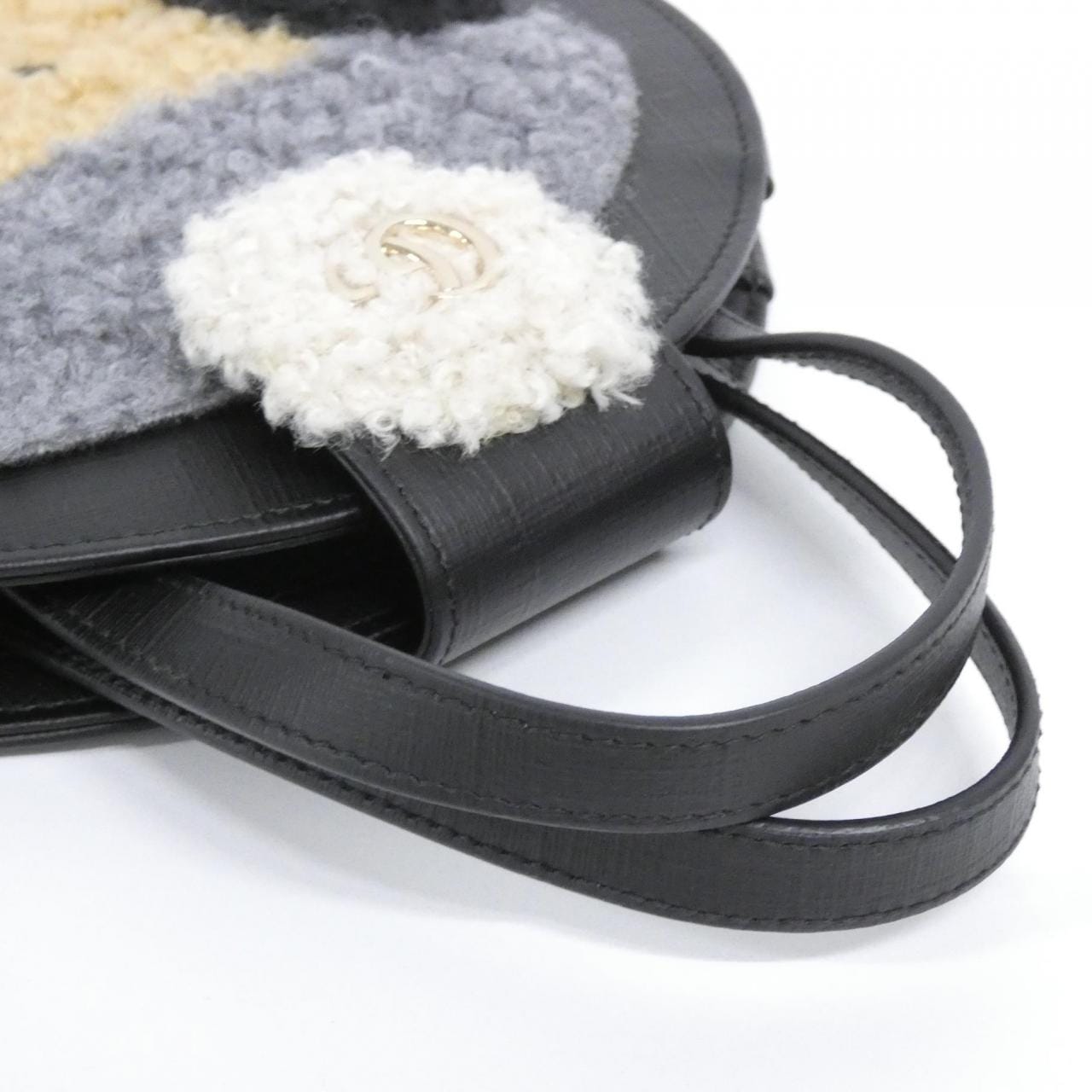 グッチ CHILDRENS 804333 FADWG バッグ