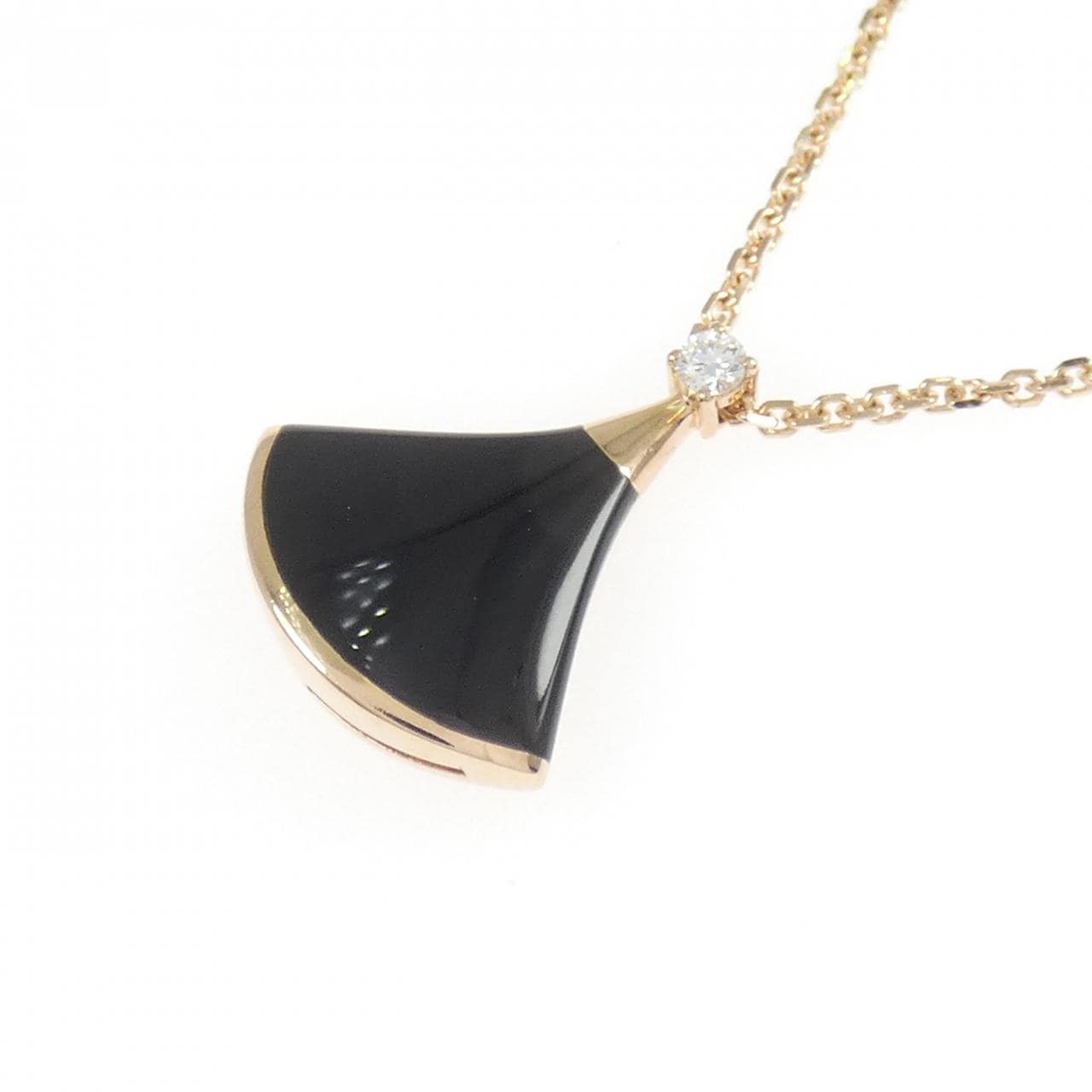 ブルガリ ディーヴァ ドリーム ネックレス