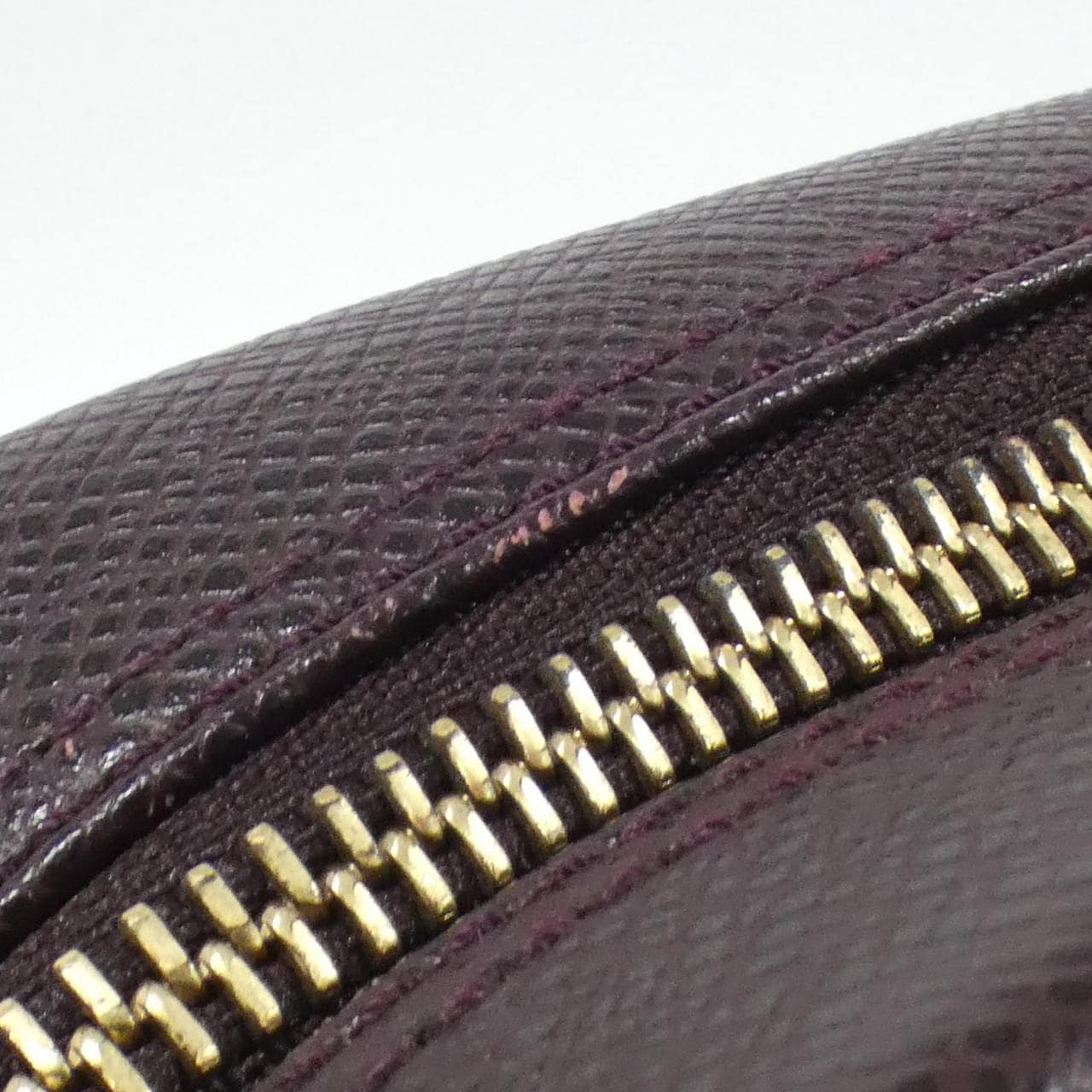 ルイヴィトン タイガ カルガ M30816 セカンドバッグ