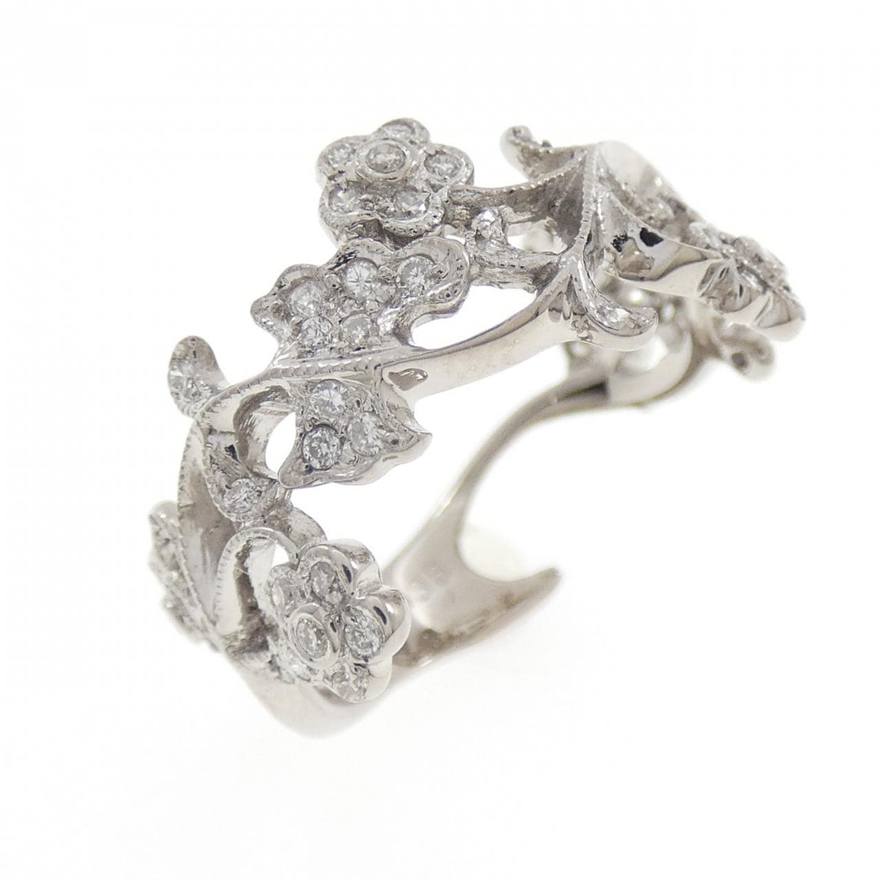 K18WG フラワー ダイヤモンド リング 0.36CT