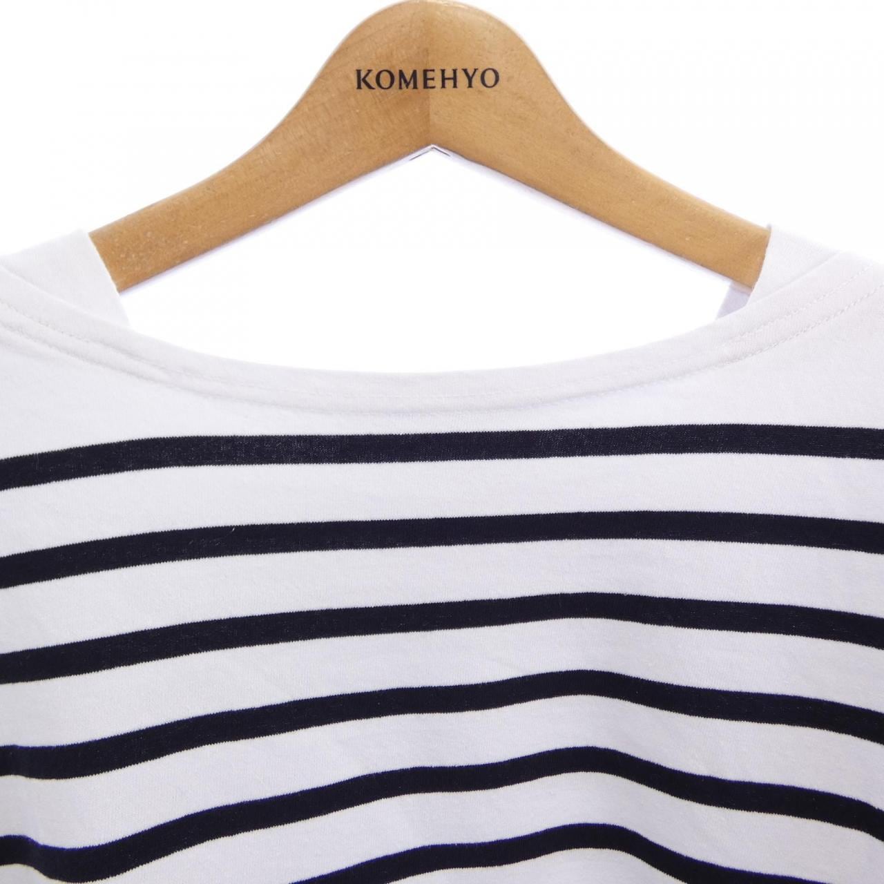mont kemmel トップス